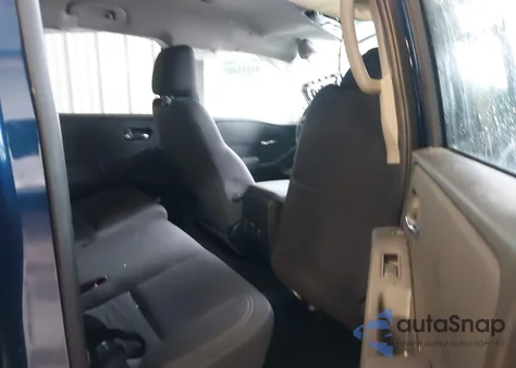 2022 Nissan Frontier Sv 4X4 z USA, uszkodzony, nr VIN 1N6ED1EK0NN644910